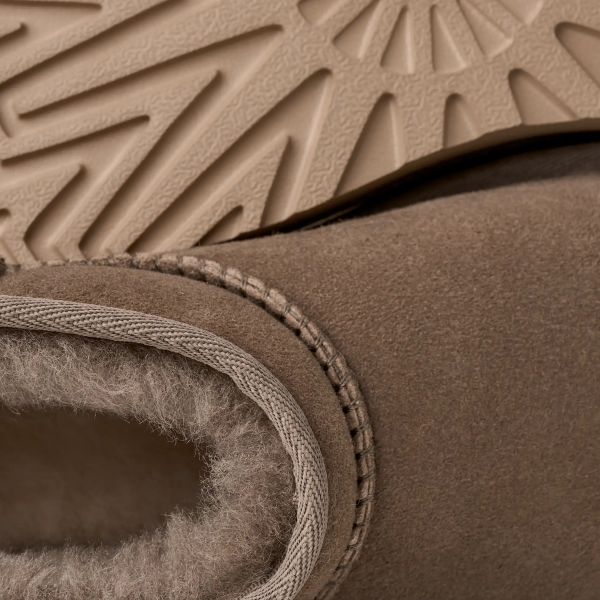 UGG Classic Ultra Mini Stiefel Braun – Bild 8